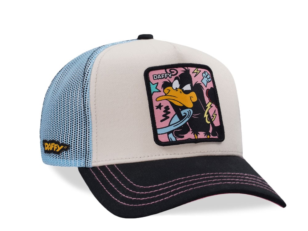 Capslab Looney Tunes Daffy Beige Trucker Snapback Gorra