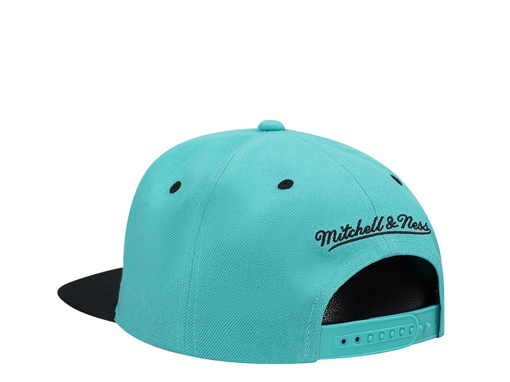 Mitchell & Ness San Antonio Spurs Breakthrough Two Tone Snapback Gorra