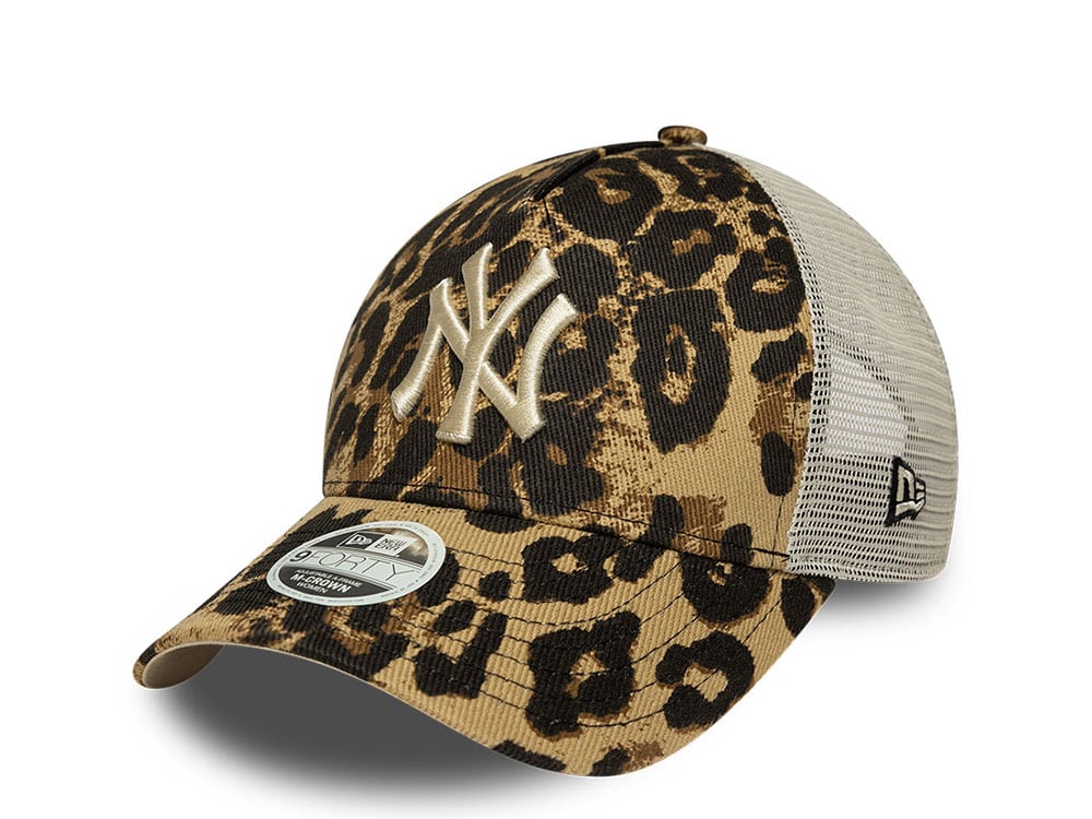 New Era New York Yankees Leopard Print M Crown 9Forty Womens A Frame Trucker Snapback Gorra