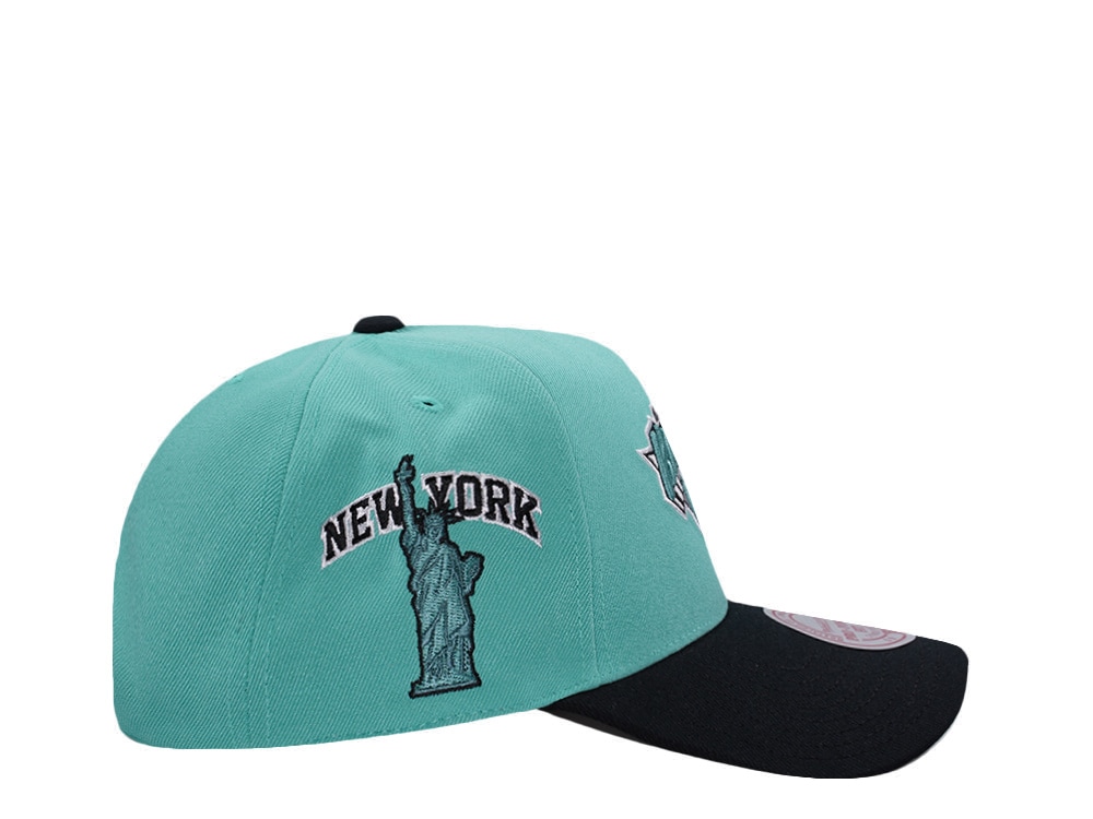 Mitchell & Ness New York Knicks NBA In The City Teal Edition Pro Pinch Fit Snapback Gorra