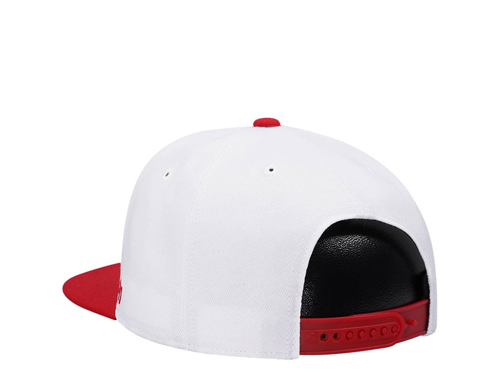 47Brand Chicago Blackhawks White Crosstown Script Captain MVP Snapback Gorra
