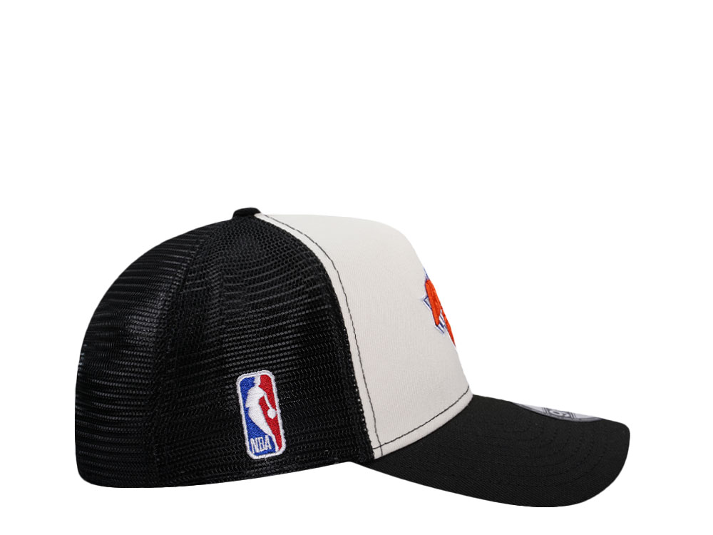 New Era New York Knicks Chrome Black Edition Trucker 9Forty A Frame Snapback Gorra