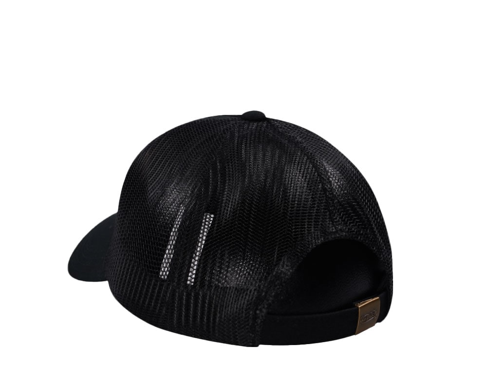 Von Dutch Oval Patch Black Trucker Snapback Gorra