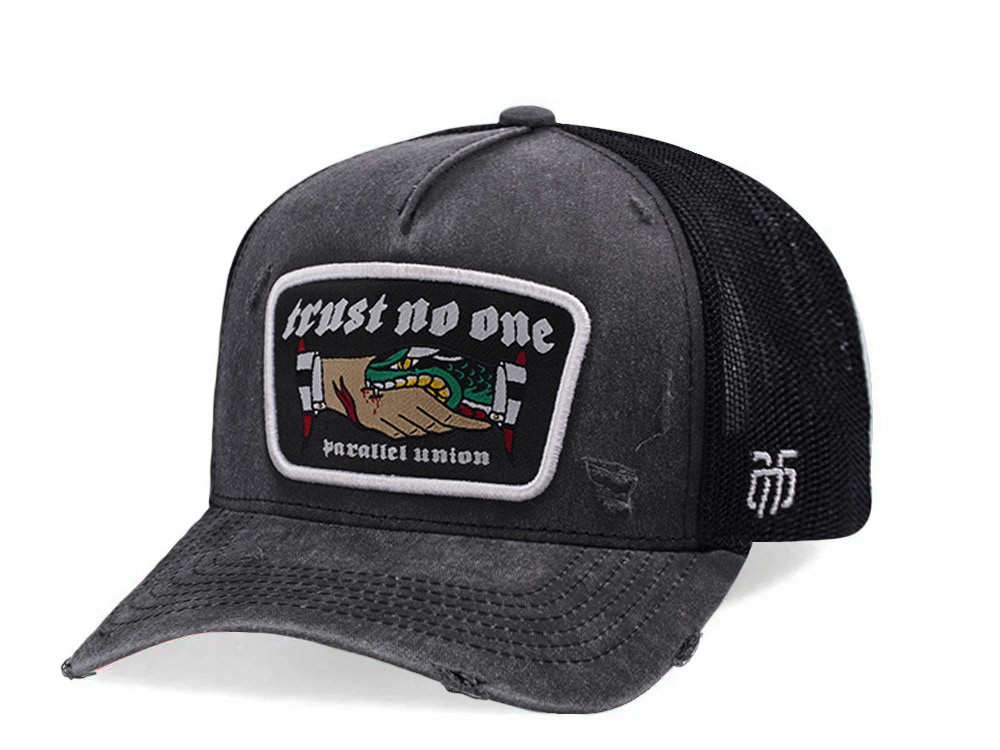 Parallel Union Trust No One Patch Faded Black Distressed Edition Trucker Snapback Gorra