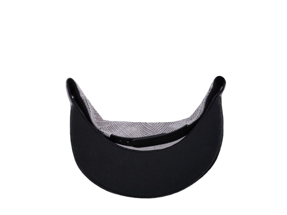 John Deere Oilskin Barbed Wire Black Trucker Snapback Gorra