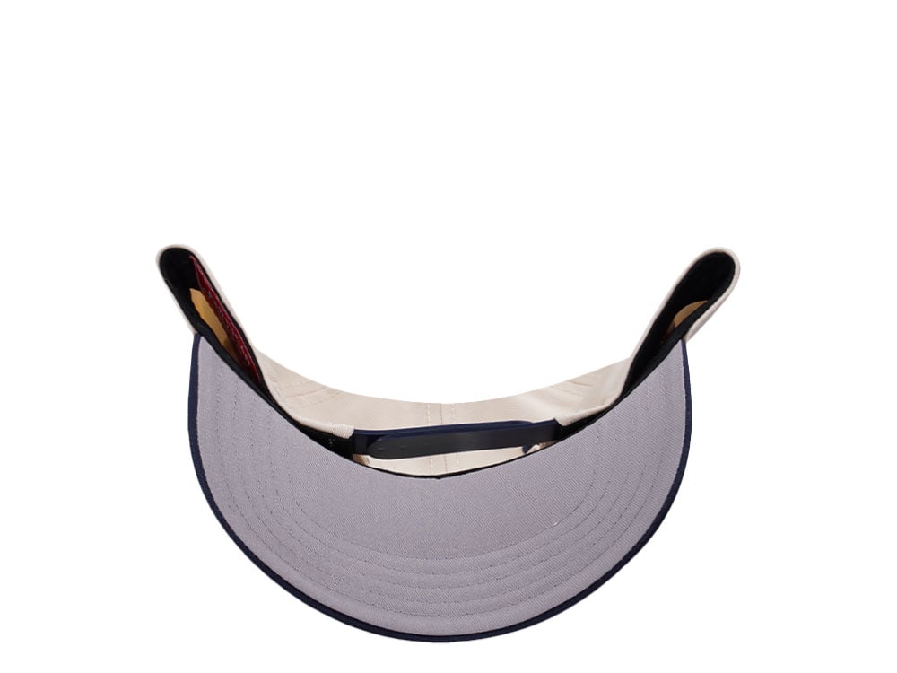 American Needle Coors Light Ivory Roscoe Edition Snapback Gorra