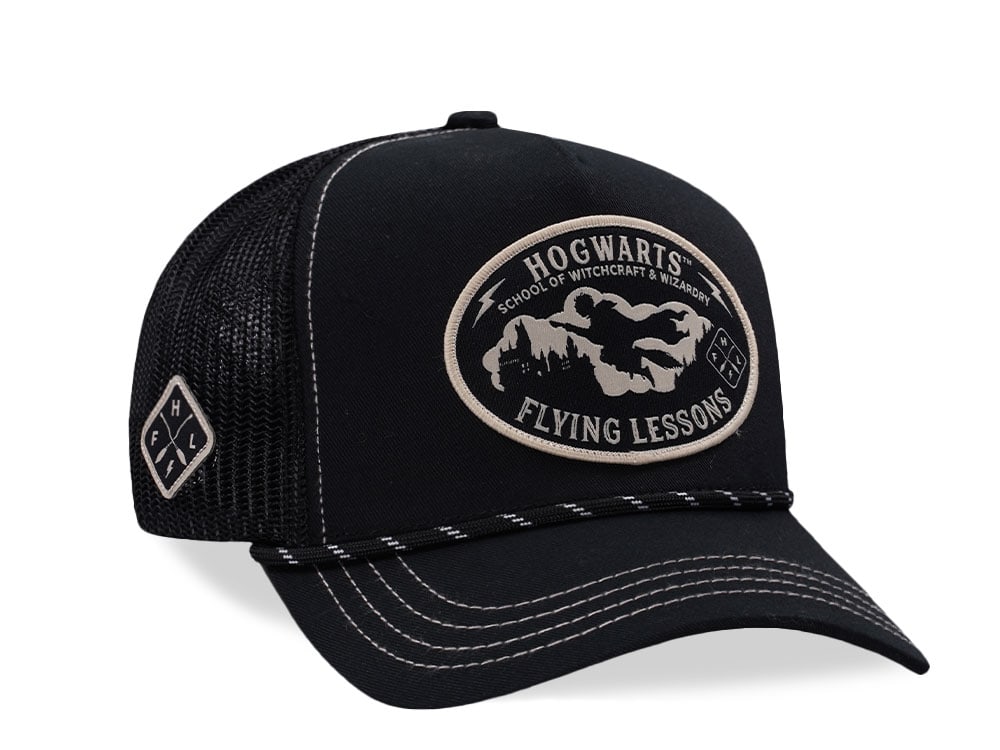 Capslab Harry Potter Hogwarts Flying Lessons Black Trucker Snapback Gorra