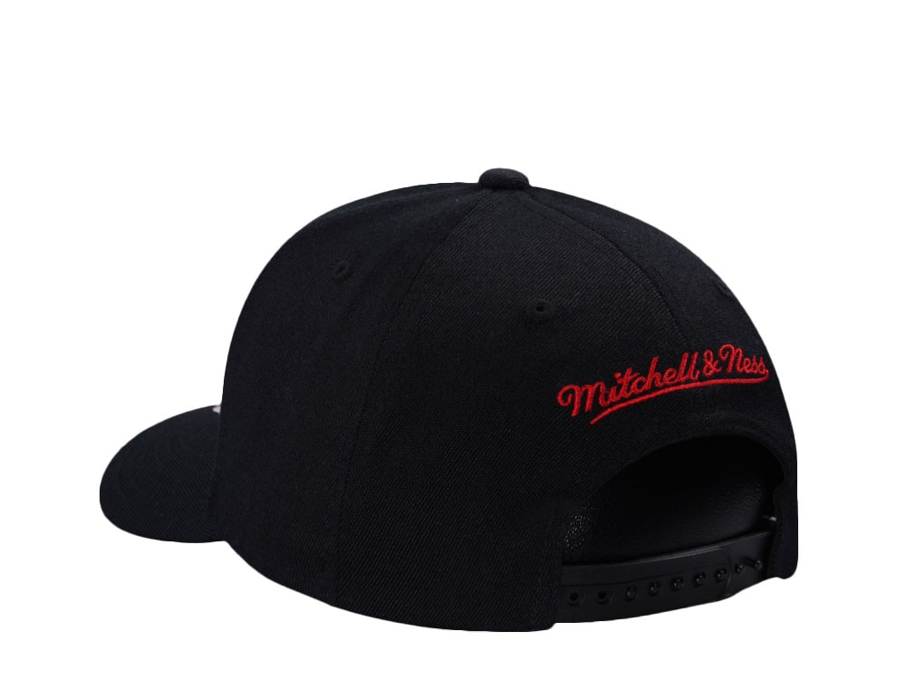 Mitchell & Ness Olive Pinscript Classic Red Stretch Snapback Gorra