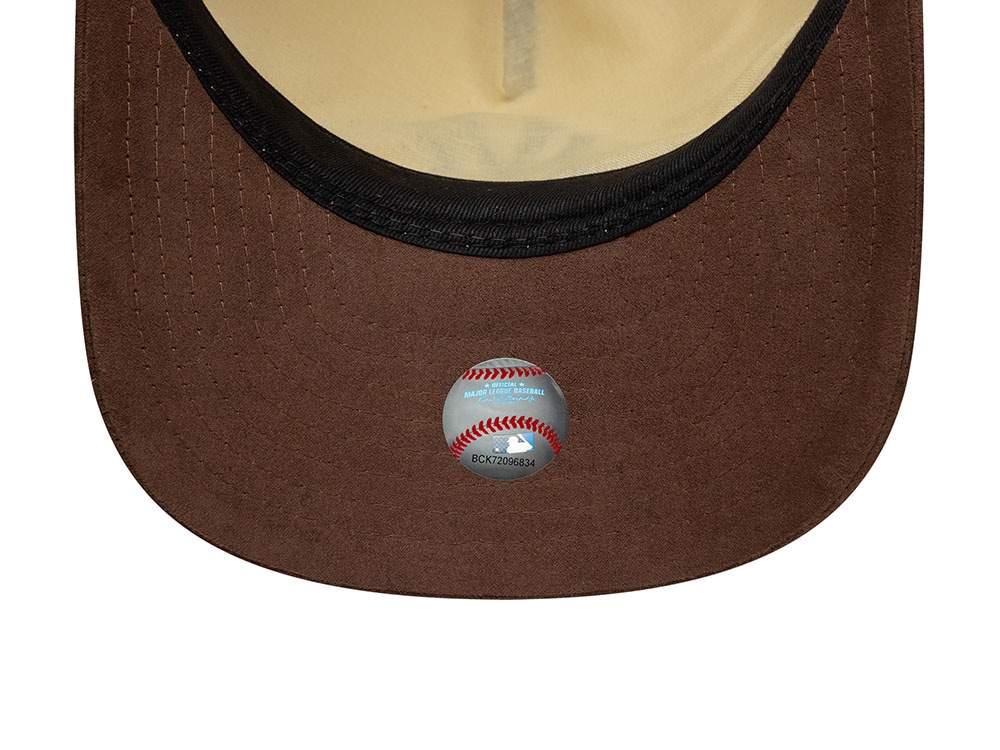 New Era New York Yankees Light Brown Suede Visor Edition 9Fifty A Frame Strapback Gorra