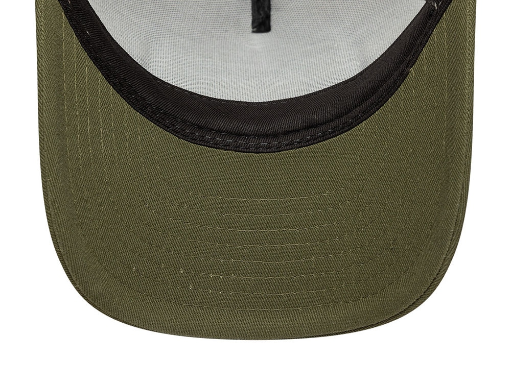 New Era Into The Wild West Patch 9Forty M Crown A Frame Trucker Snapback Gorra