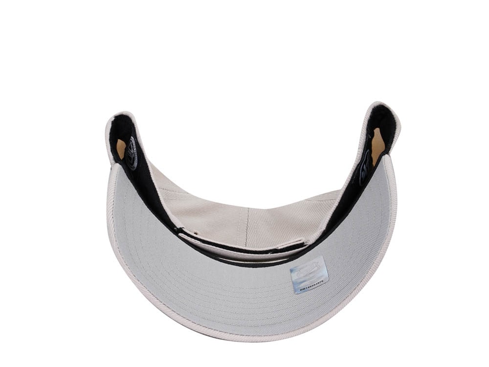 47Brand Chicago Blackhawks Bone MVP Strapback Gorra