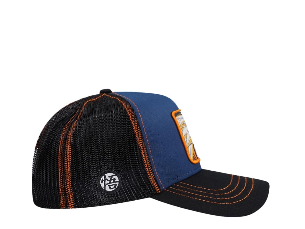 Capslab Dragon Ball Z Goku Blue/Black Trucker Snapback Gorra