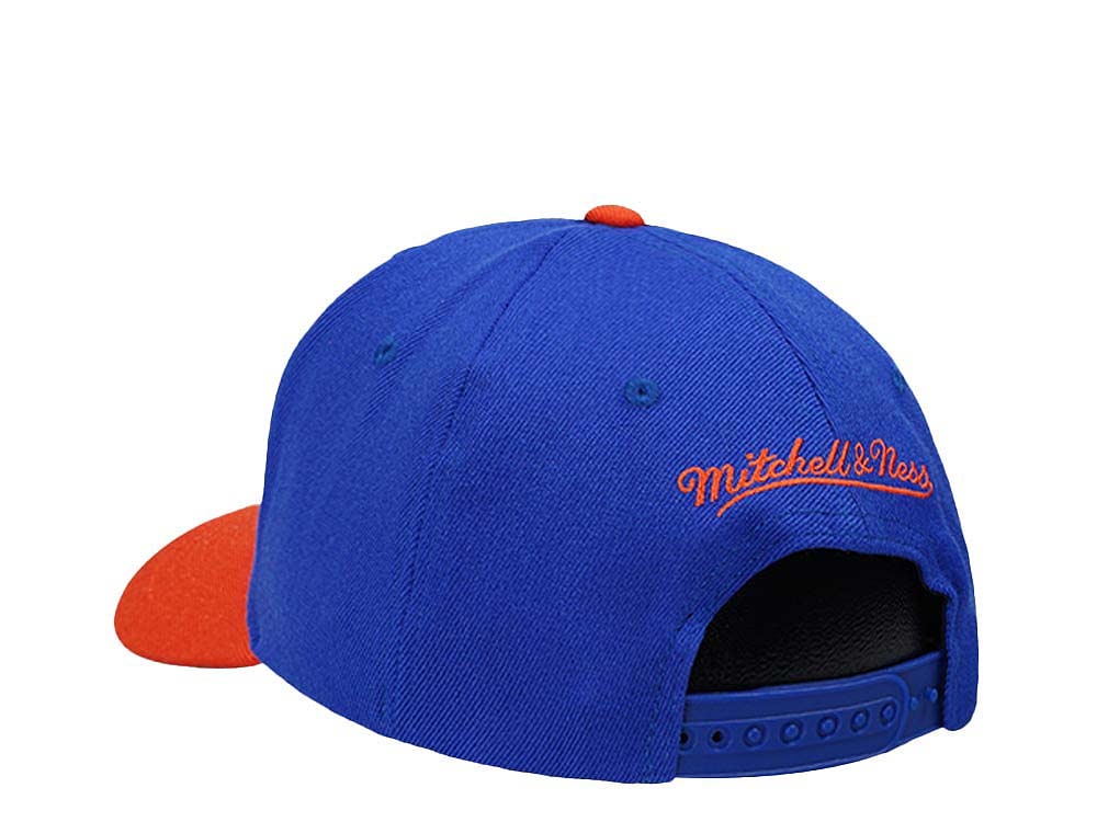 Mitchell & Ness New York Knicks Team Two Tone 2.0 Hardwood Classic Red Flex Snapback Gorra