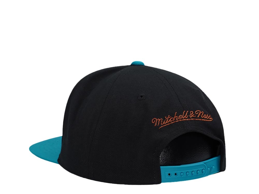 Mitchell & Ness Toronto Raptors 20th Anniversary Make Cents Black Two Tone Hardwood Classic Snapback Gorra