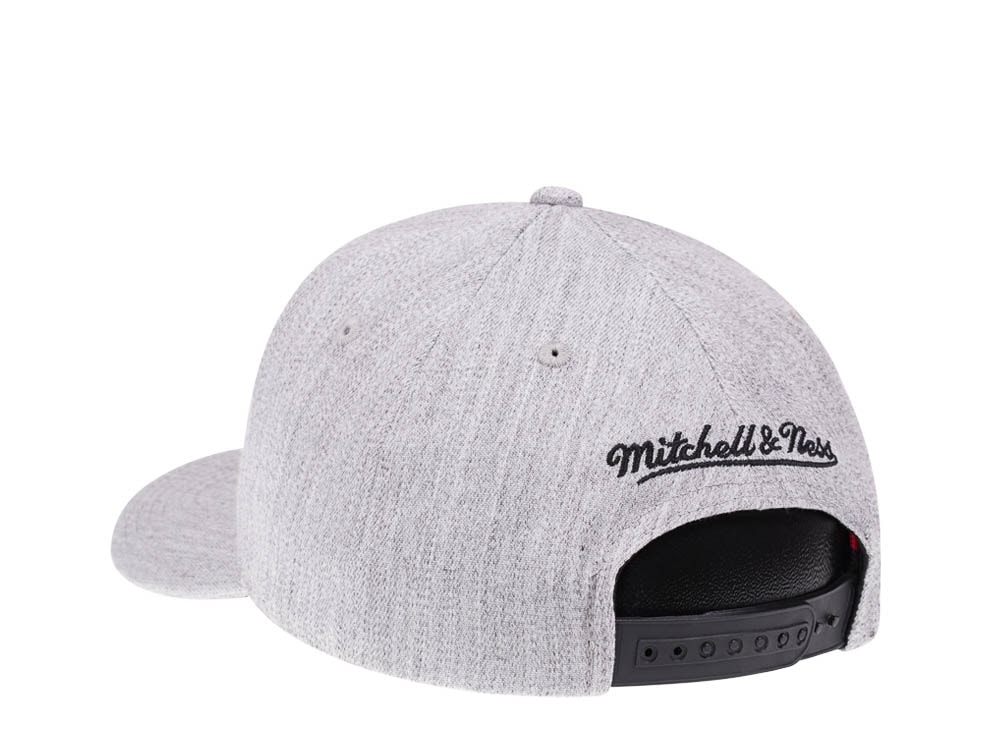 Mitchell & Ness Brooklyn Nets Heather Gray Red Line Flex Snapback Gorra