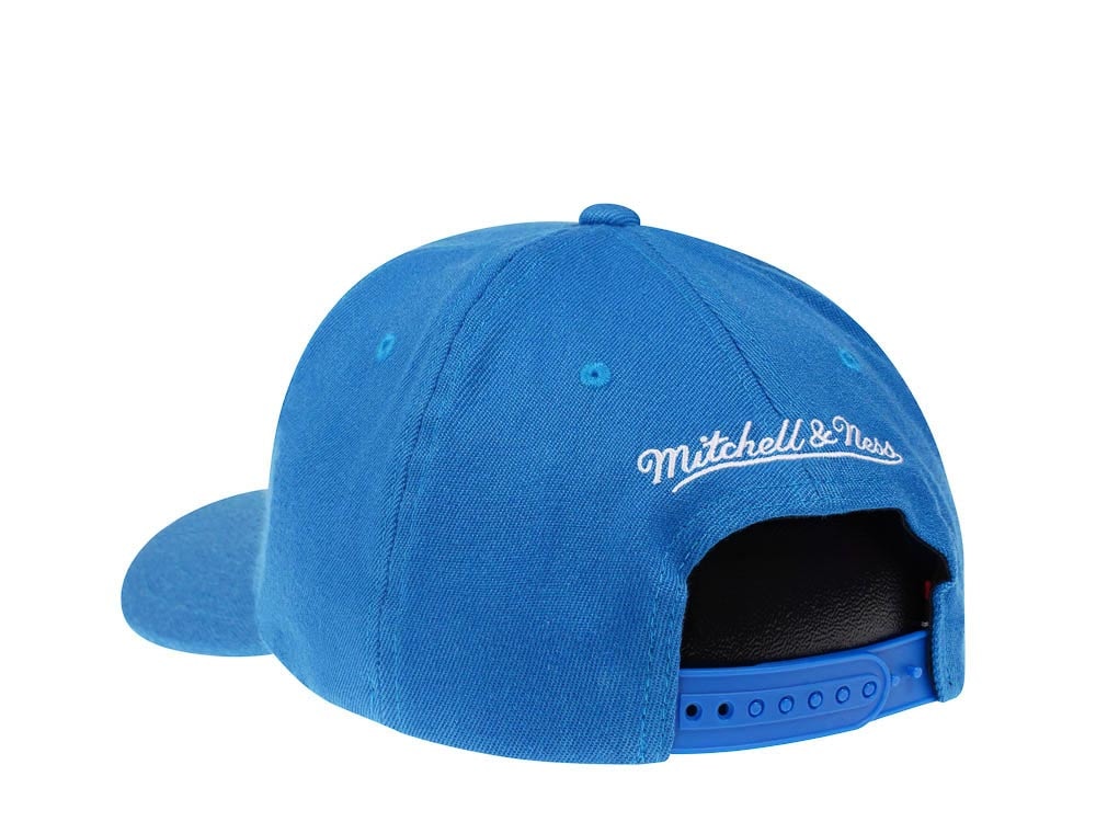 Mitchell & Ness Dallas Mavericks Team Ground Red Line Solid Flex Snapback Gorra