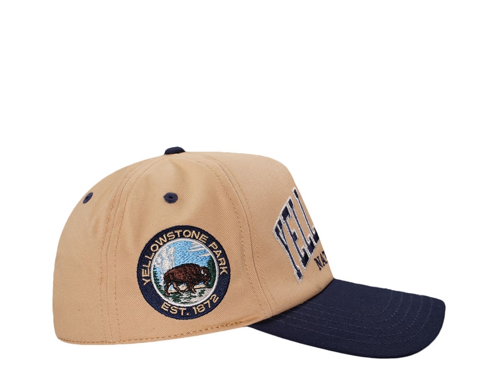 American Needle Yellowstone National Park Roscoe Beige Snapback Gorra