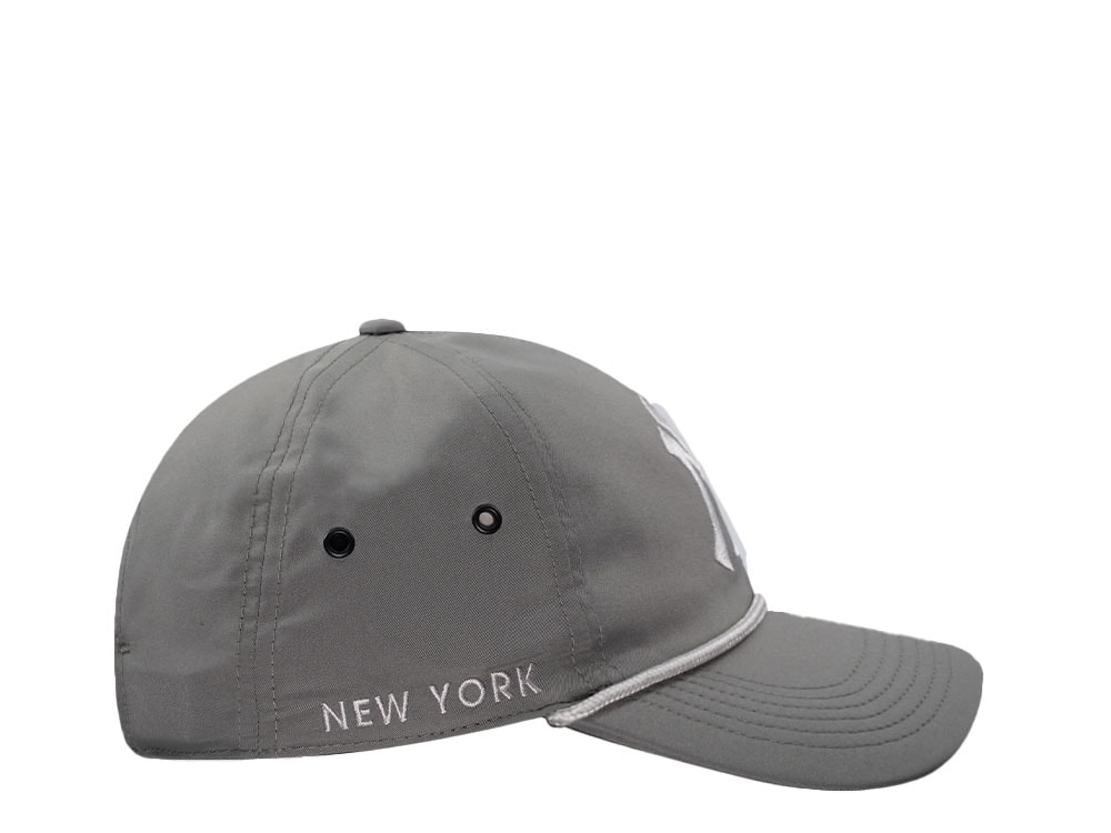 Nike New York Yankees Club Olive Edition Strapback Gorra