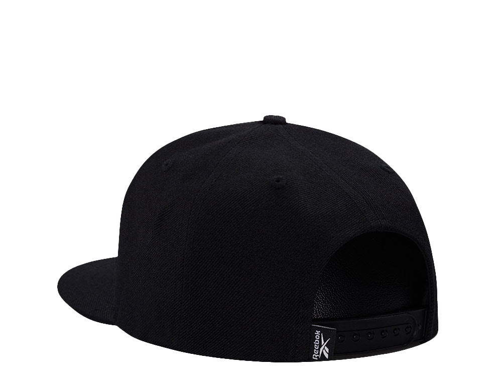 Reebok Logo Black Strapback Gorra