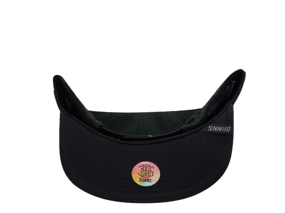 Djinns Monochrome Black 6 Panel Snapback Gorra