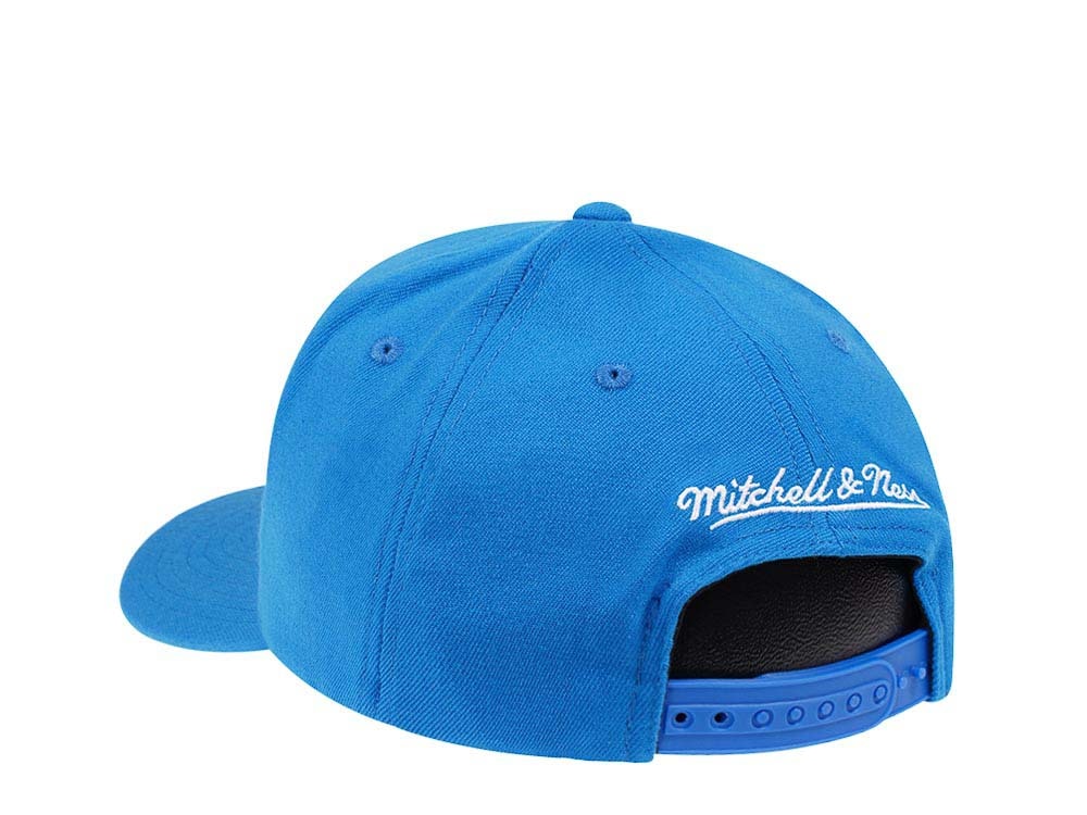 Mitchell & Ness Dallas Mavericks Team Ground Red Line Flex Snapback Gorra
