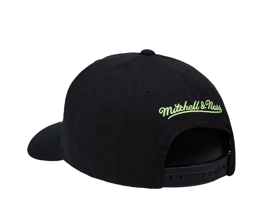 Mitchell & Ness Miami Heat Hardwood Classic Slime Drip Red Line Flex Snapback Gorra
