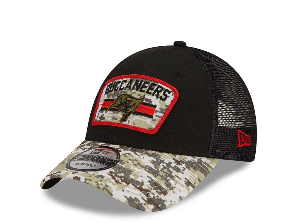 New Era Tampa Bay Buccaneers Salute to Service 21 9Forty Trucker Snapback Gorra