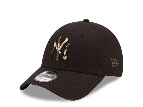 New Era New York Yankees Black Camo Infill 9Forty Strapback Cap